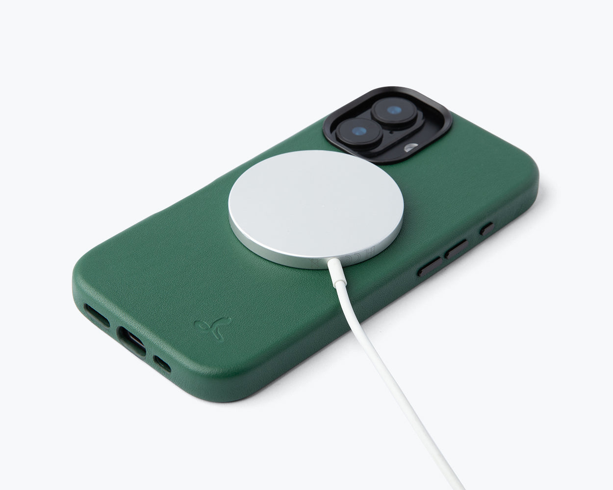 Apple iPhone 17 - Metro Slim Leather Phone Case