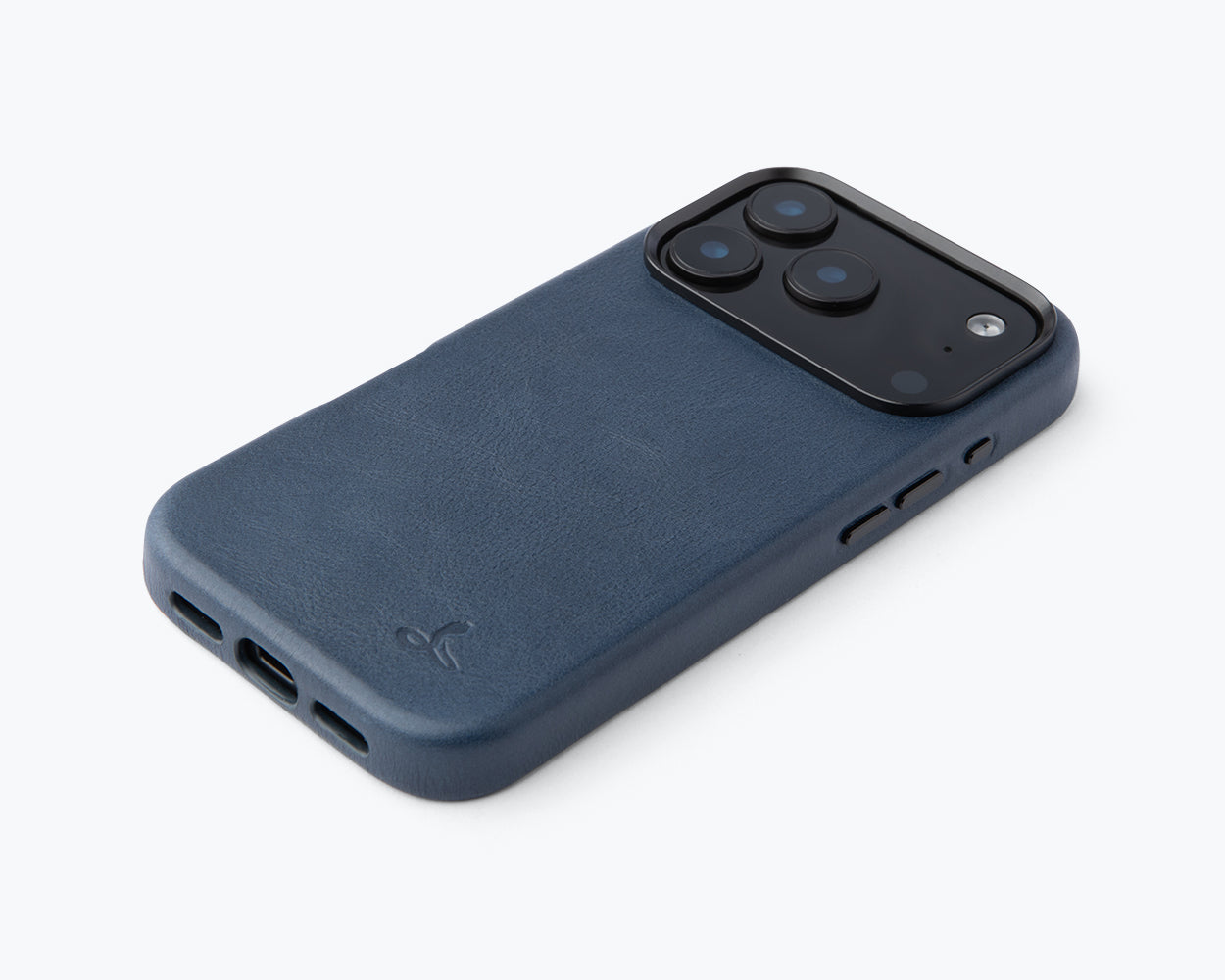 Apple iPhone 17 Pro Max - Metro Slim Leather Phone Case