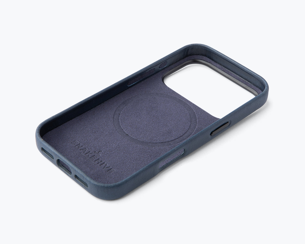 Apple iPhone 17 Pro Max - Metro Slim Leather Phone Case